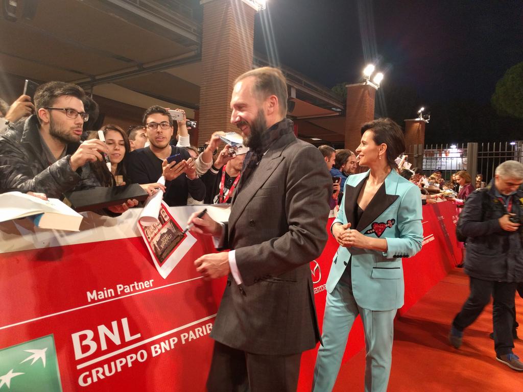 Tempo di autografi! #ilpazienteinglese20anni #RomaFF11