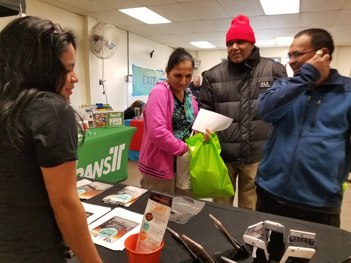 Working the crowd #WhereYouAt <a href="/Allin_SPG/">Bryan</a> @TjonesSprint @Mitchell_Boost @SPG_Josandy @spgwmd @Kedez_SPG @BillGSPG_DC @BkHedl1 @dean_hyperlink