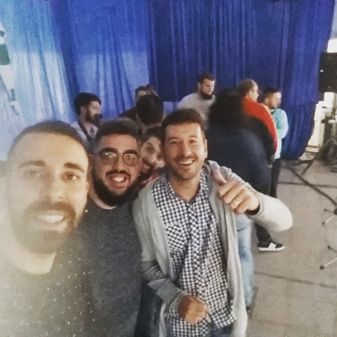 SaulitoAlvarez1's tweet photo. Ultima actuacion de la guayabera en campo de criptana! @Sehito_cai @Waxi1993 @comparsajc #CHEMAS https://t.co/B40VTINjrT