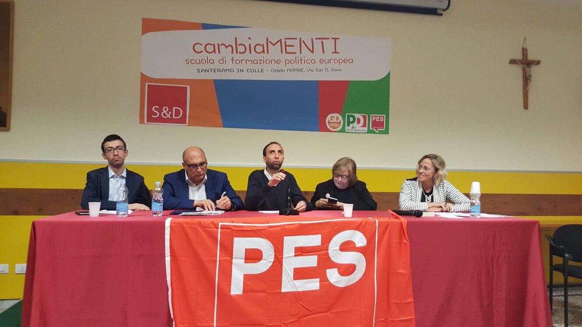 cozzolino62's tweet photo. "Stiamo con difficoltà uscendo dalla politica dell'austerità, ma ci sono resistenze forti anche all'interno della famiglia socialista" https://t.co/6vVpYYWpv8