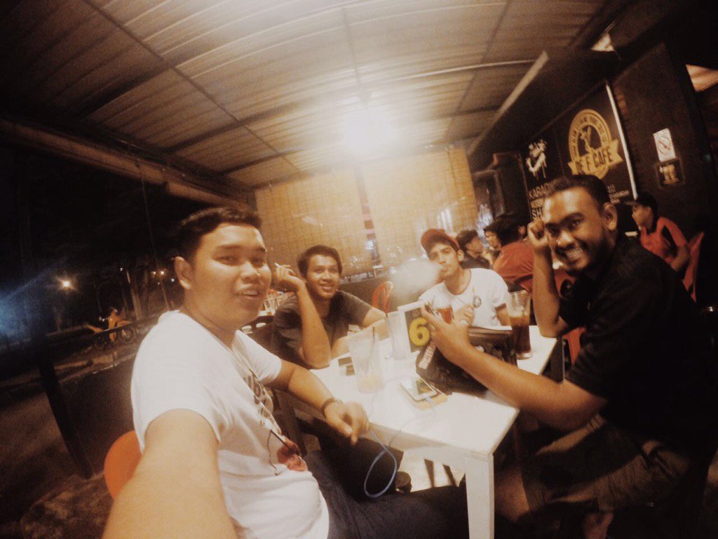 zahid_yusoff's tweet photo. Geng nafsu singa gathering #VRofficial https://t.co/22DXYK7Nwh
