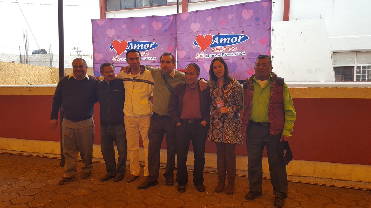 AmorEnTuRadio's tweet photo. #TallerEntreAmigas también es para ustedes, gracias por esta mañana llena de aprendizajes. #AdraMaliacci https://t.co/ii2dK80VSk