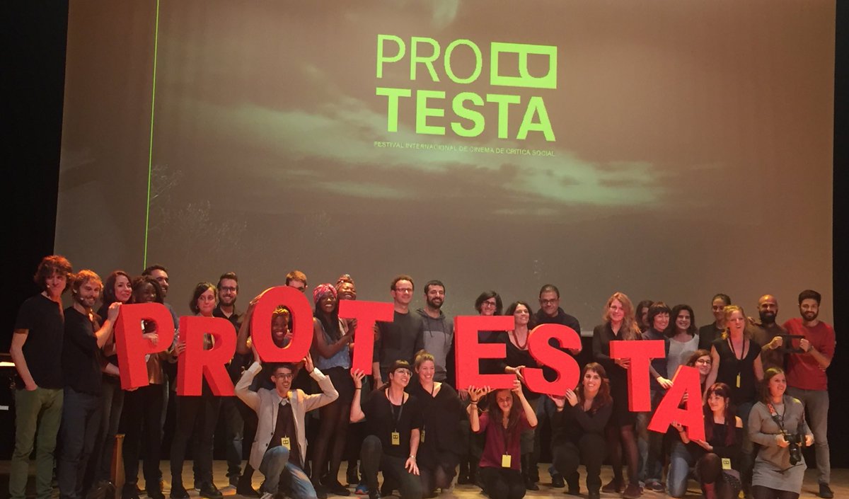 FProtesta's tweet photo. Premis #protesta2016:
- Millor documental: Diary of hunger
- Millor ficció: Preferentes
- Públic: La primavera rosa
- Menció: Zero m2 https://t.co/hlQEKquP7b