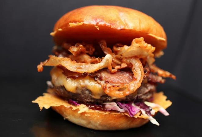 TheKitchenokc's tweet photo. Today Special
Monster Burger is back @RoyalT-restaurant https://t.co/gD2xNJ3xfu