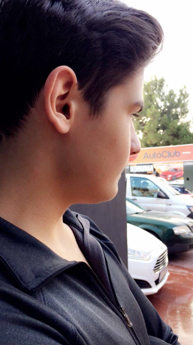 CeylanOztrk's tweet photo. Bıcı bıcı🚗 (@ AutoClub Autojoy w/ @serkanimsii) https://t.co/ZbMlzXLiFQ https://t.co/m5vWO5iIFo