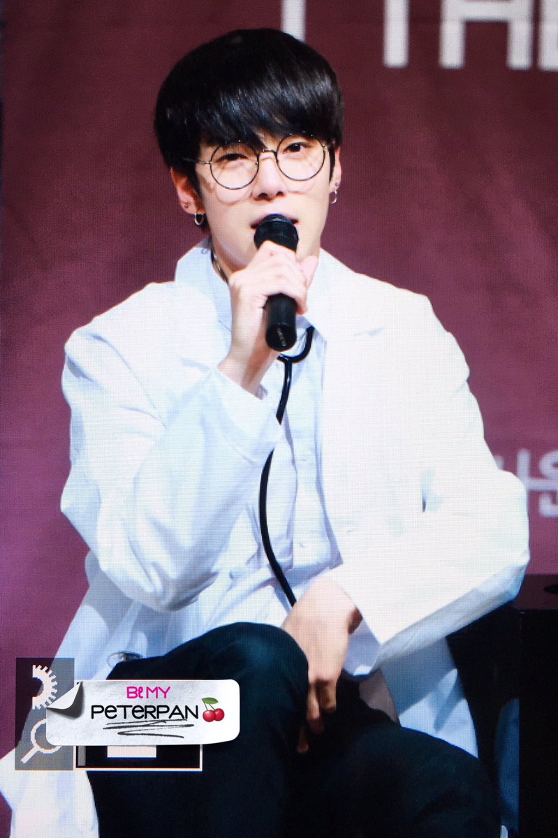 어제 의사 코스프레하고 팬싸인회 온 몬스타엑스 민혁 | 인스티즈