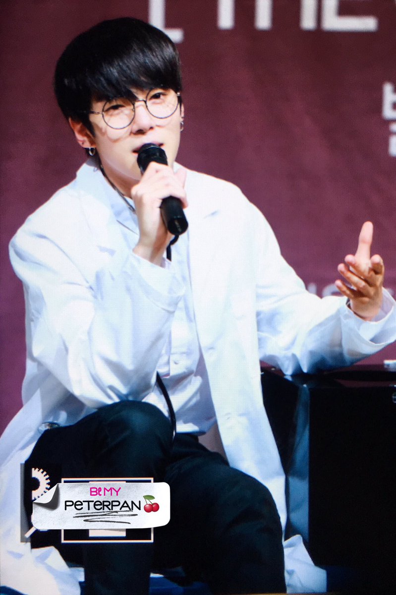 어제 의사 코스프레하고 팬싸인회 온 몬스타엑스 민혁 | 인스티즈