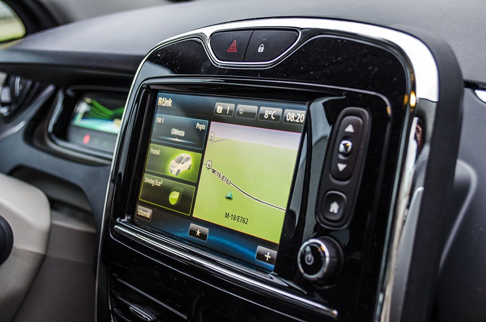 AutoRevolucija's tweet photo. VOZILI SMO: Električni @renault_fr Zoe
@RenaultBiH @RenaultSportF1 #RenaultZOE #EV #ElectricCars https://t.co/YqF1jpJETn https://t.co/o4JooZ7hOE
