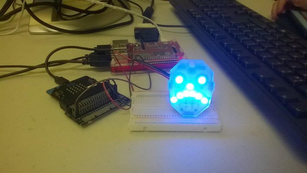 xlprotech's tweet photo. #Halloween themed builds #Huddersfield @HuddsRaspJam #rasjam #Kirklees #microbit https://t.co/M6wbXfjkQ2