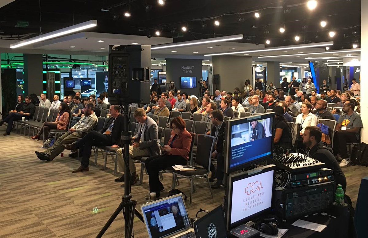 Christel_Ballog's tweet photo. 20+ folks - students, clinicians, developers, designers, investors and programmers delivering pitches #neato #hackathonnewbie #CleMedHack https://t.co/iezr2WbsS6