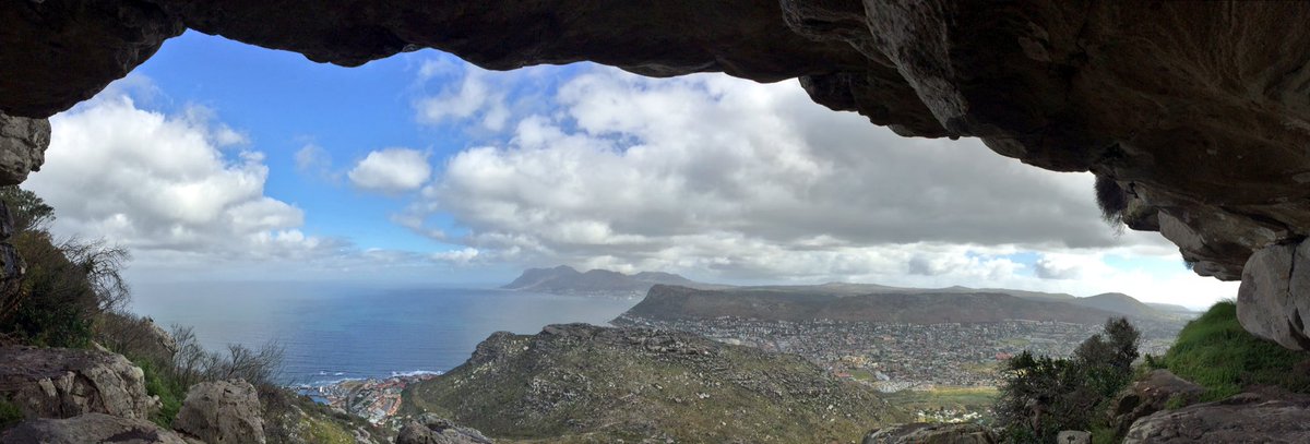 TM_Treks's tweet photo. The current scene in #FishHoek (Cape Peninsula)🌤 what a beautiful afternoon it's been on the mountain! 🍃👣 #Hiking #Trekking #LoveCapeTown 😻 https://t.co/B2NnI2WBoL