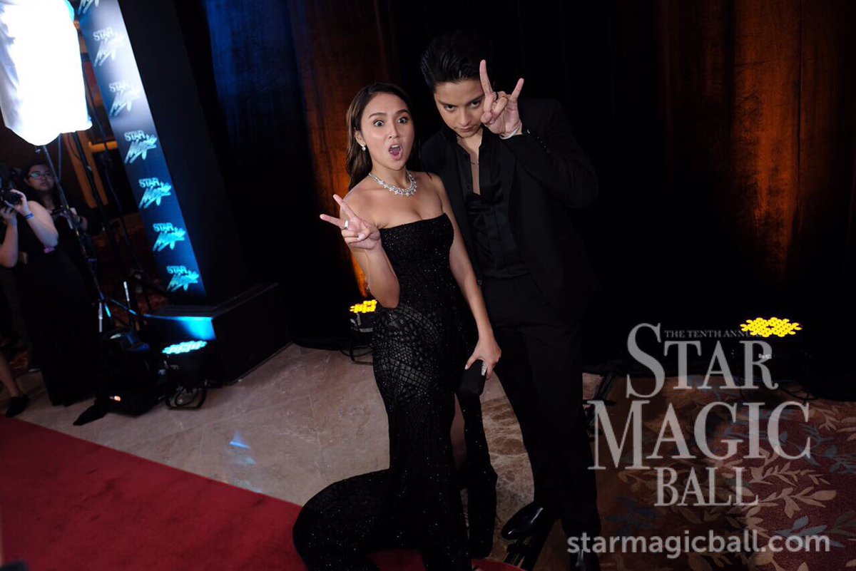 KaDsBulacan's tweet photo. "@StarStudioMag: KathNiel at the #StarMagicBall2016 #StarStudioxStarMagicBall2016
#APIStarMagicBall2016 https://t.co/TYw4ljaHWr"