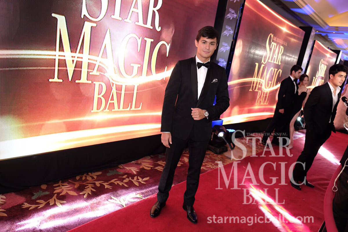 StarStudioPH's tweet photo. Matteo Guidicelli at the #StarMagicBall2016 #StarStudioxStarMagicBall2016
#APIStarMagicBall2016 📷MagicLiwanag https://t.co/4izM0SSjPH