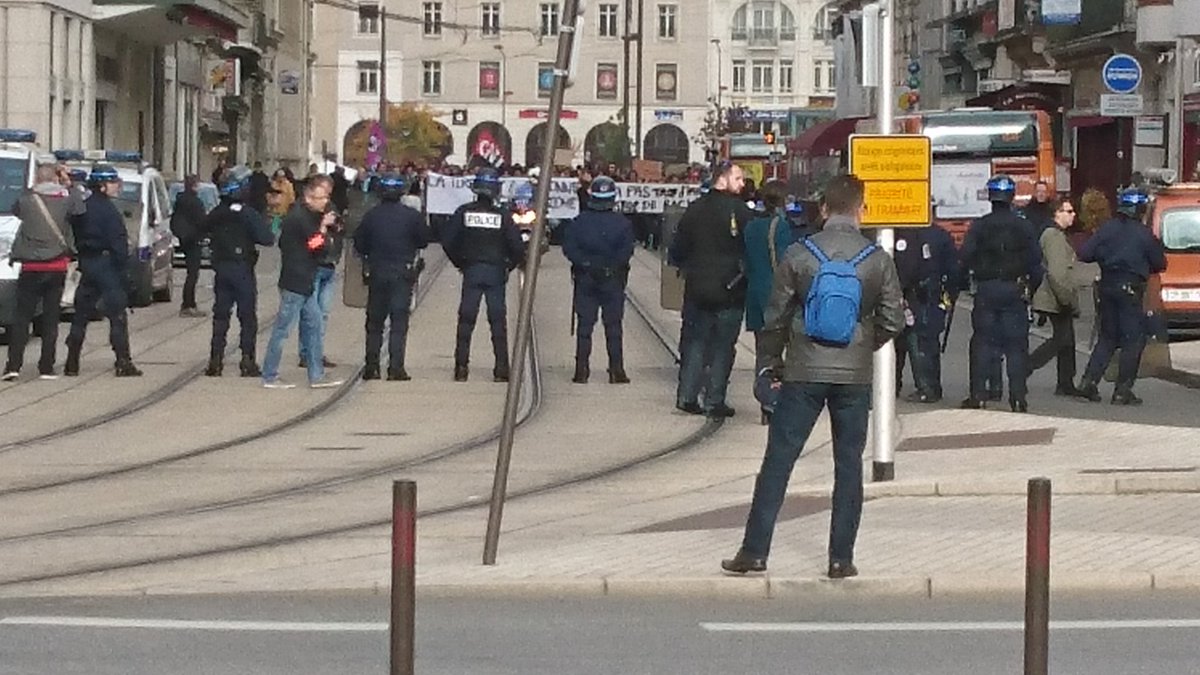 JULIEN7280's tweet photo. Les #promigrants  étaient de sortie.... #LeMans #LeManssansmigrants #FN72 https://t.co/wpbK5TP005