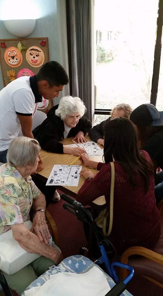 SindihuiMora's tweet photo. Ayer visitamos al asilo de ancianos Taylor Manor y tuvimos la oportunidad de convivir con ellos.  #ProyectoAlas #Proyecta100000 @CMUJER_UT https://t.co/ft0GM07eER