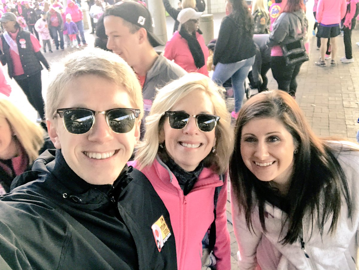 GriffinFrank's tweet photo. #teamcarol #carolscrew @CarolWCPO @Murraysm13 @WCPO #makingstrides #IDriveFor https://t.co/si0tjkfVl5
