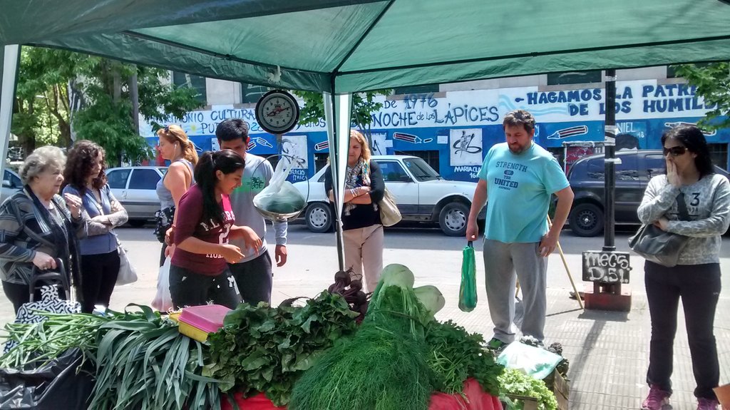 JPVLaPlata's tweet photo. #Ahora estamos en 8 y 61 de #MercadoPopular te esperamos!!! https://t.co/rZwFYCvJfT