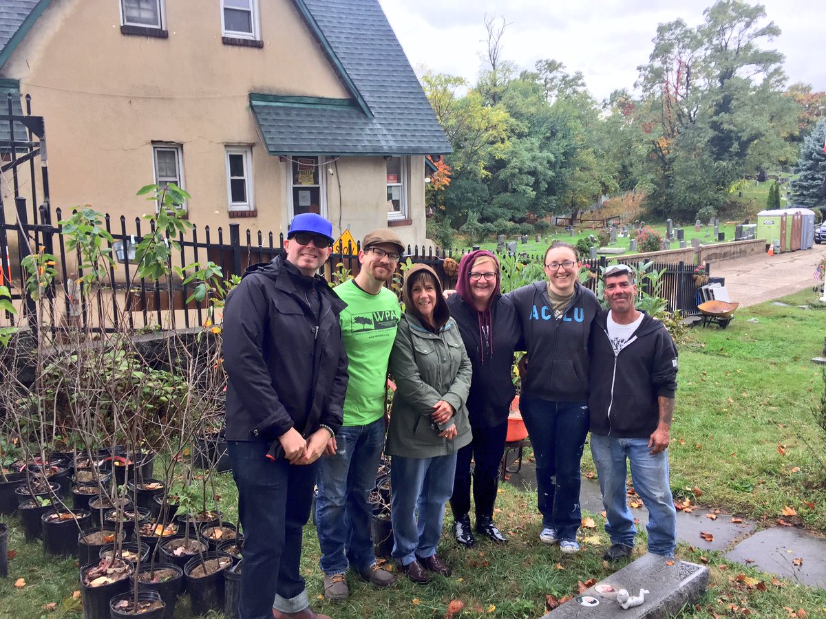 jcparkscoalition (@jcparksco) on Twitter photo #OcTREEber #jcpc just received 150 #trees for #JerseyCity residents <a href="/JC_Gov/">Jersey City</a> #FREE eventbrite.com/register/?orde… #OcTREEber #jcpc just received 150 #trees for #JerseyCity residents <a href="/JC_Gov/">Jersey City</a> #FREE eventbrite.com/register/?orde…
