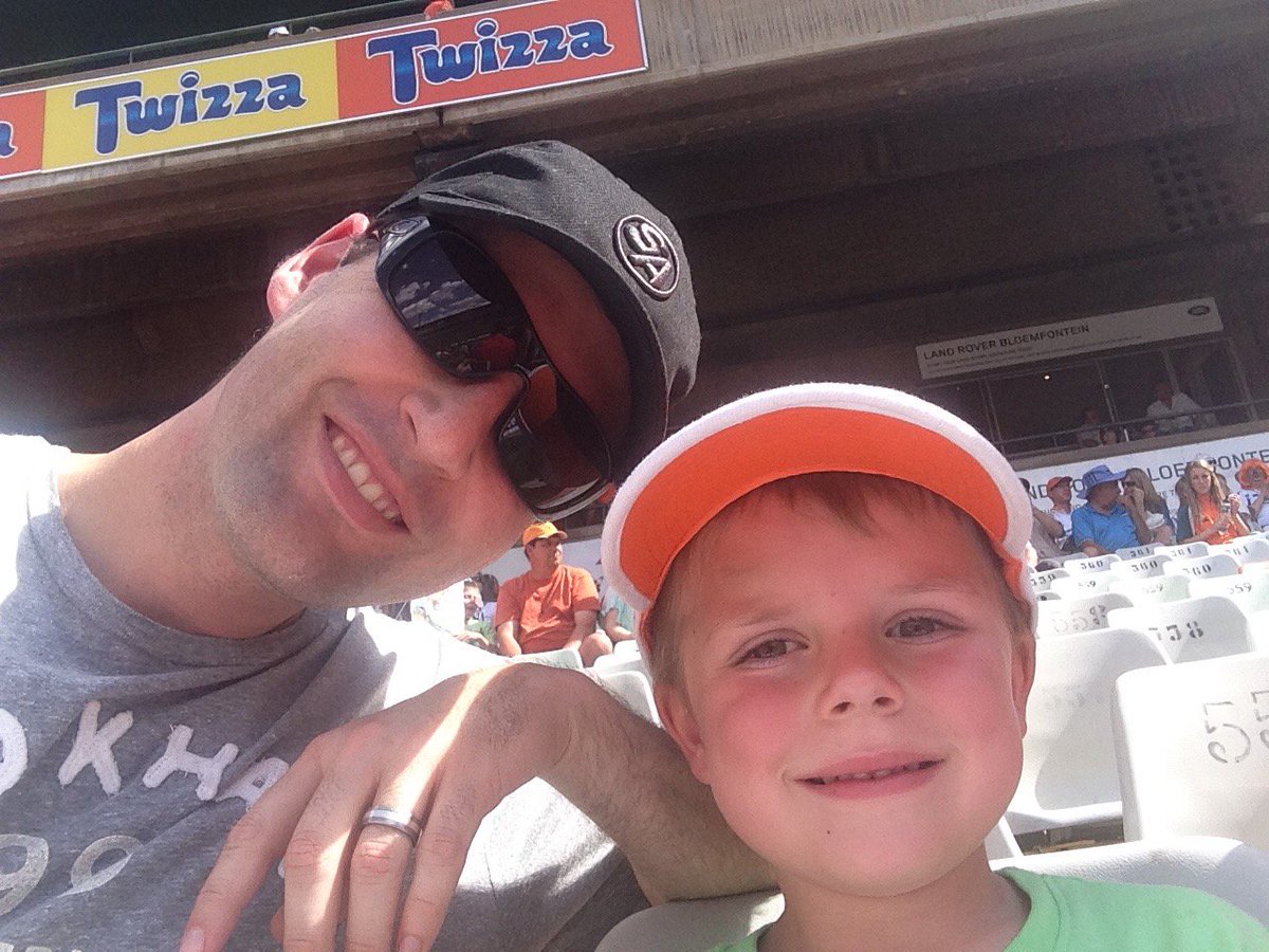 Dis final tyd! #hiluxinyourhands