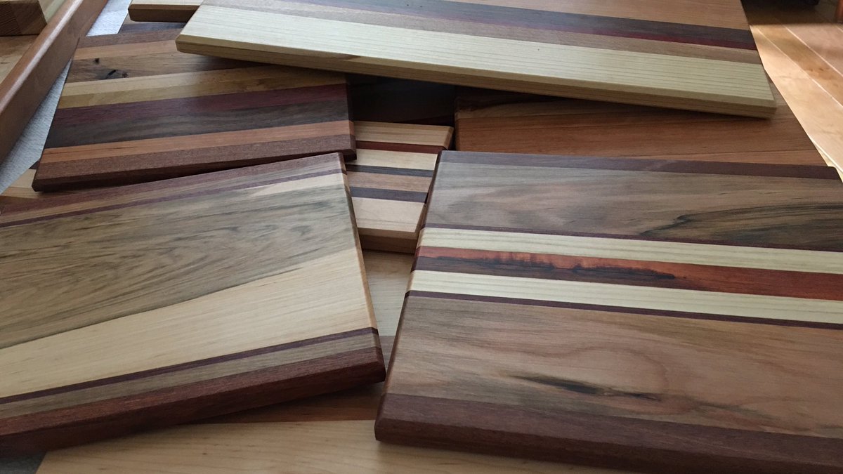 ABCraftsman's tweet photo. A Pile of #CuttingBoards with wood from near and afar. #cherry #babinga #Birdseye maple #walnut #ash #purpleheart and many more https://t.co/I1kY8Do5dg