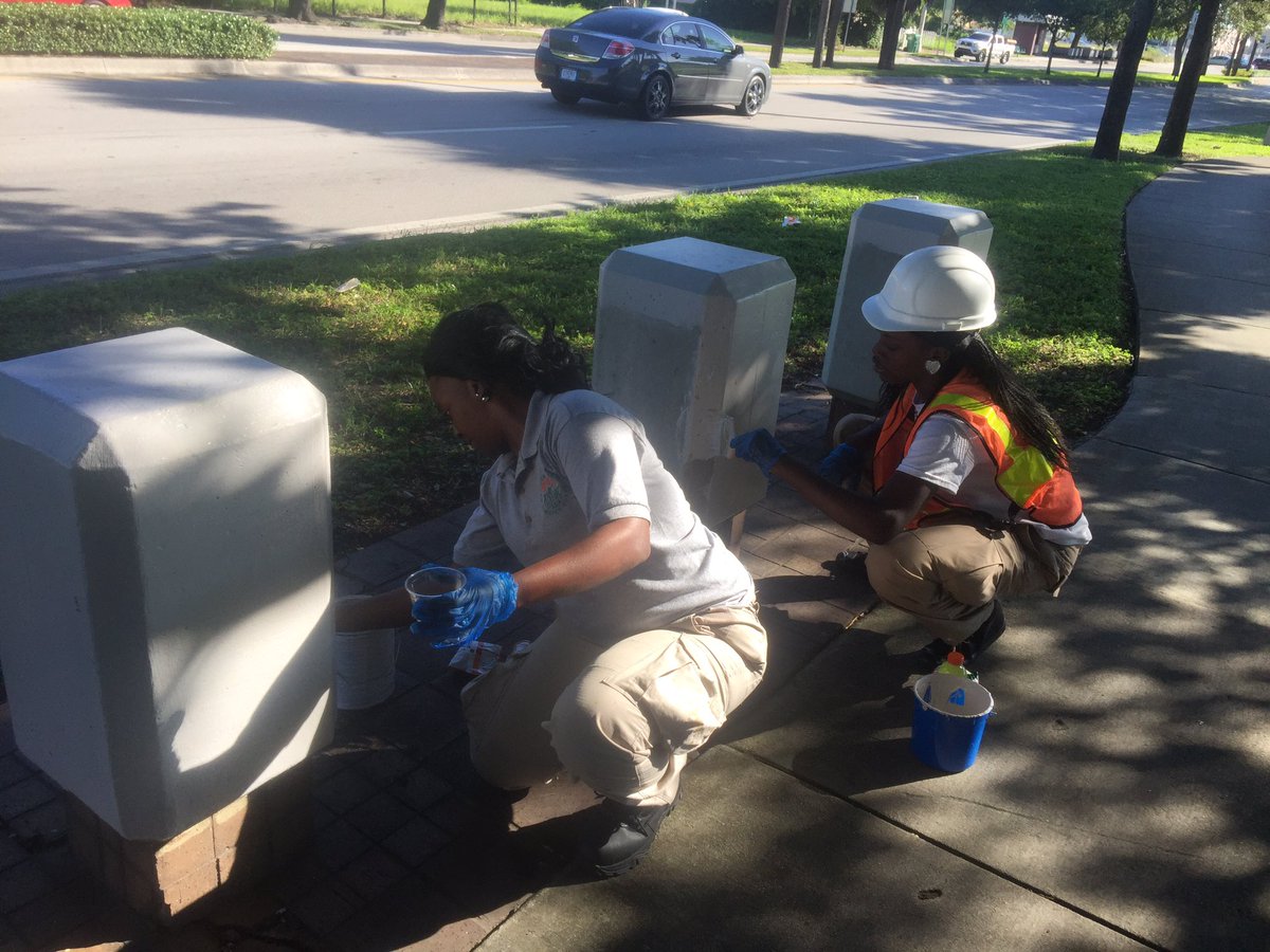 GMSCMiami's tweet image. @GMSCMiami is proud to join @IamServiceWorks in making a difference beautifying our community in Miami. #mdday