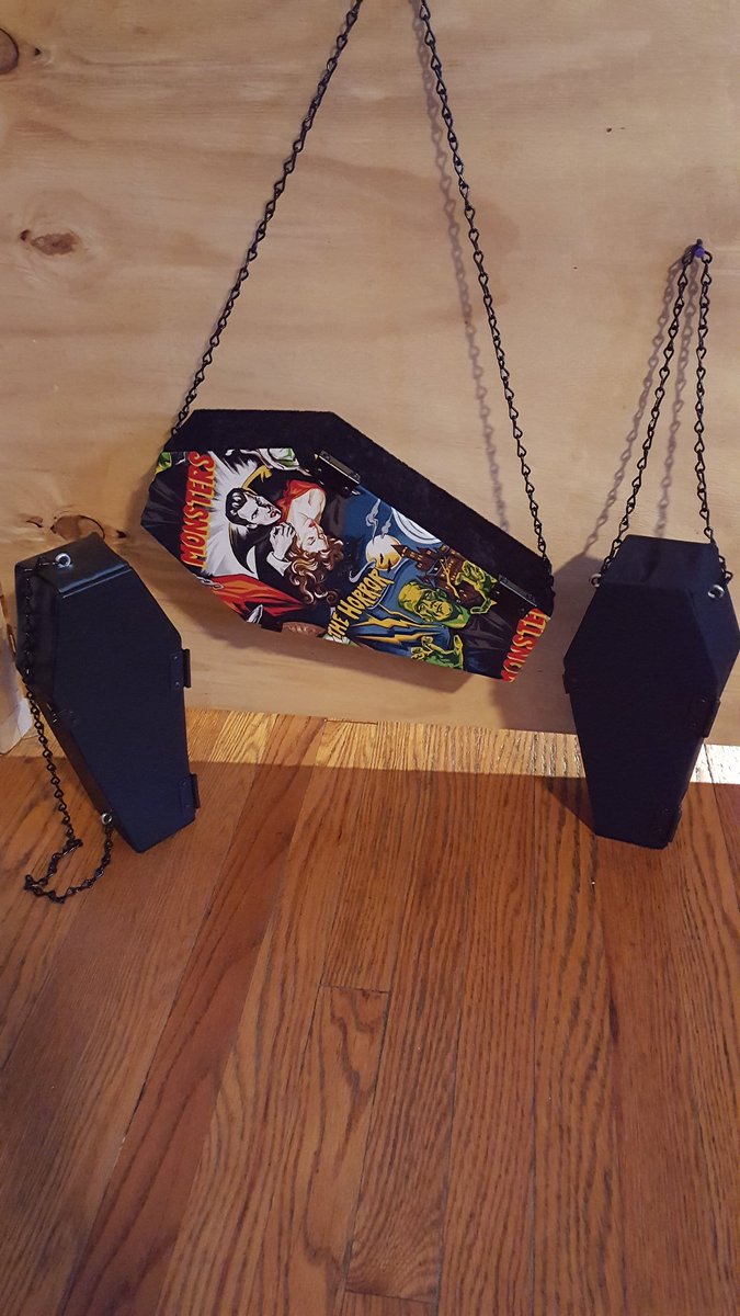 ComaToastCoffin's tweet photo. #katespade #coach have nothing on me. https://t.co/UBtMy70QJK