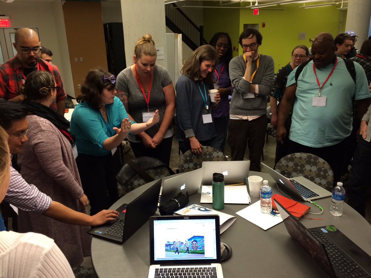 vVvA's tweet image. Sharing and remixing our #hiphopcoding projects at the summit