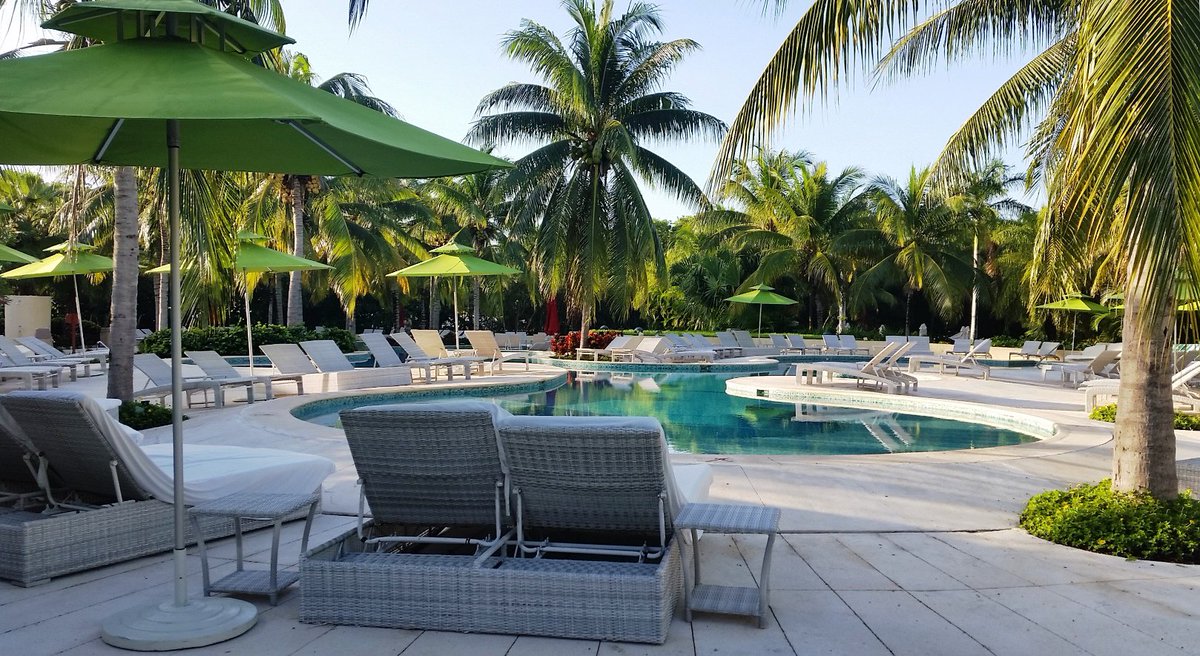 TresRiosResort's tweet image. Relax. #weekend #adultspool #findesemana #albercadeadultos #RivieraMaya