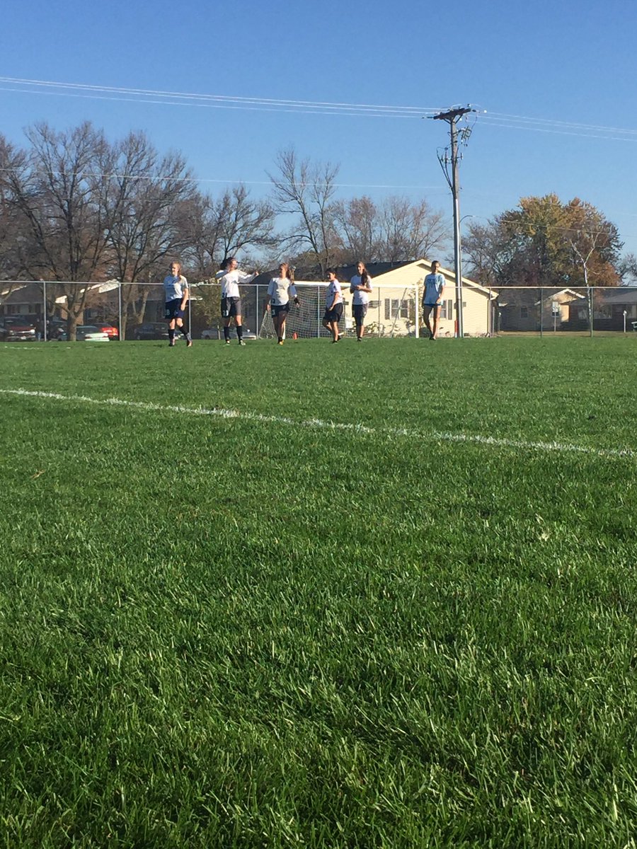 SyzygyUltimate's tweet photo. Syz takes half 7-0 against PMS. #smallbutdangerous https://t.co/Nf7yjB9Ul2