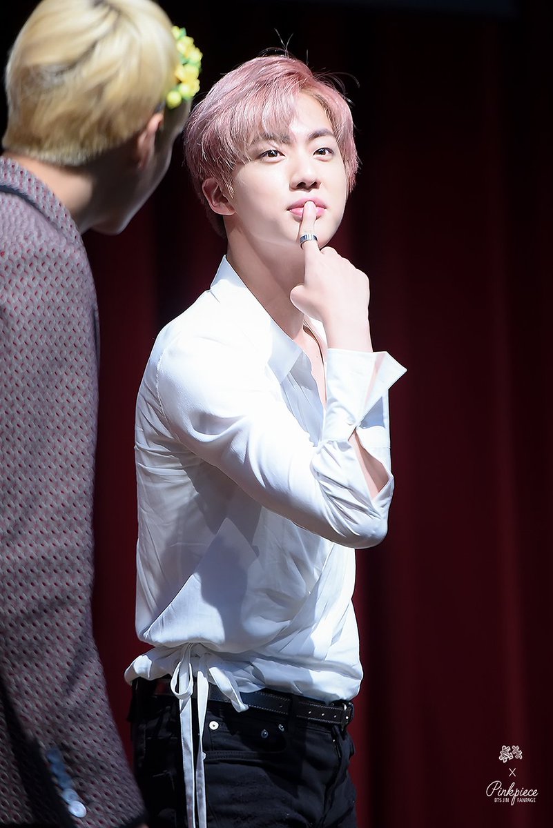 HomeEnthusiast_'s tweet photo. In need of the hq pic of this（＞ｙ＜）#taejin https://t.co/owHA2LrWQT