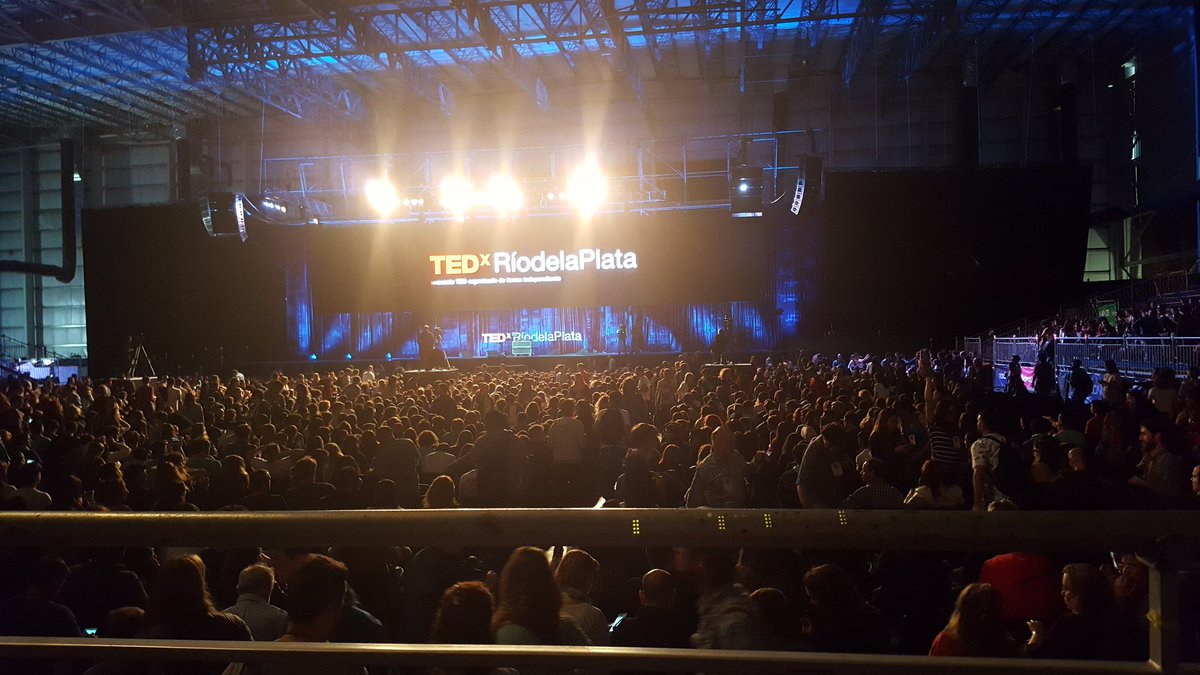 Luchi_Barone's tweet photo. #TedXRP ¡¡Increiiiible!! https://t.co/wPhl5LQoVu