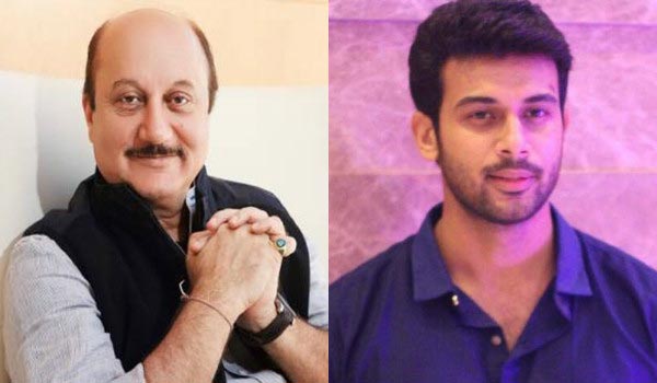 dinamalarweb's tweet photo. ரெமோ வில்லனிடம் அனுபம் கெர் கேட்ட கேள்வி..! #Anupamkher #Ansoon https://t.co/si78MdCOHJ https://t.co/ZPQaP1nyIu