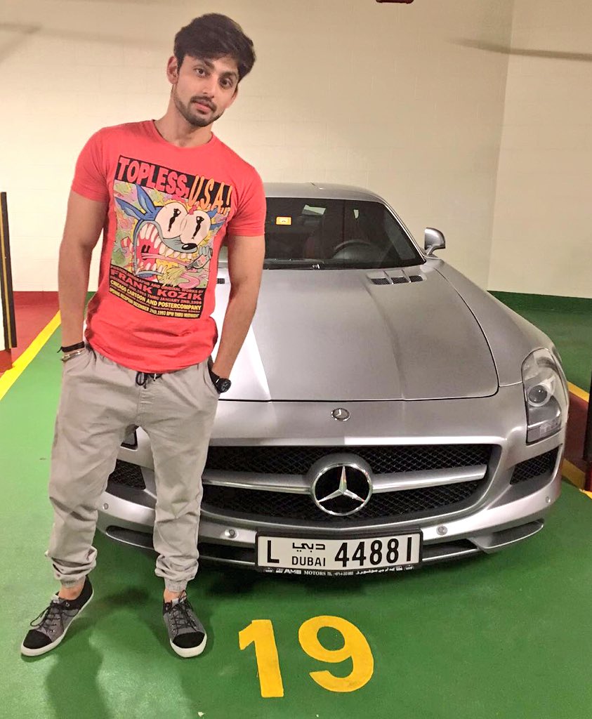 himanshkohli's tweet photo. I really hope I live until the year 2078, just so i can see the time 12:34, 5/6/78 #JustSaying #ThrowbackCLiQ ππππ»π» https://t.co/LEoTdFBWQU