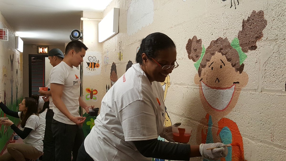 GaryBagley_NYC's tweet image. Looking better by the minute. #pwcgives #caresday