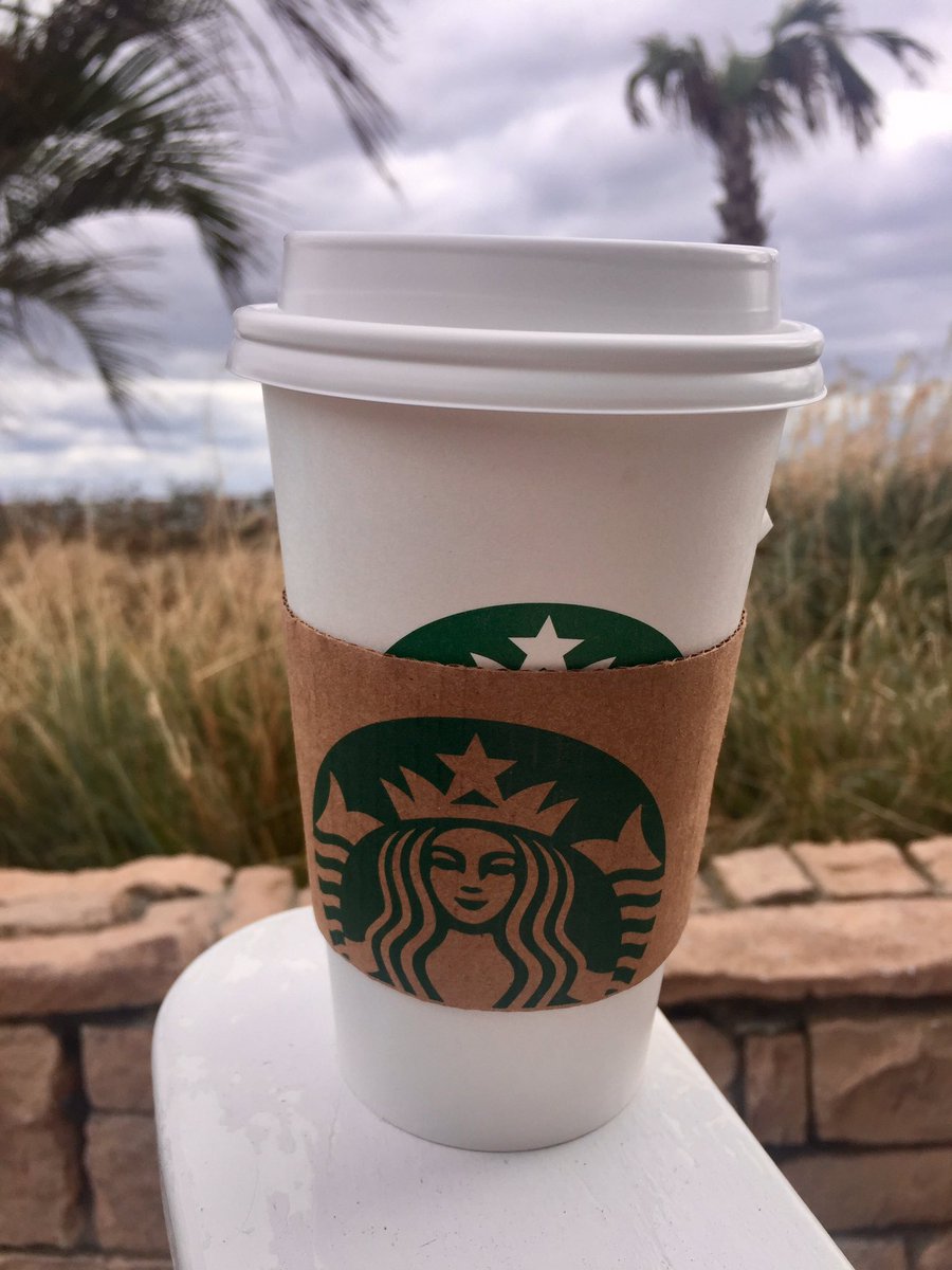 besociallyaware's tweet photo. Saturday morning runs &amp; tea = morning made! ✌🏻️@Starbucks #starbucks #weekend #fitness https://t.co/G3J5Ow0jLV