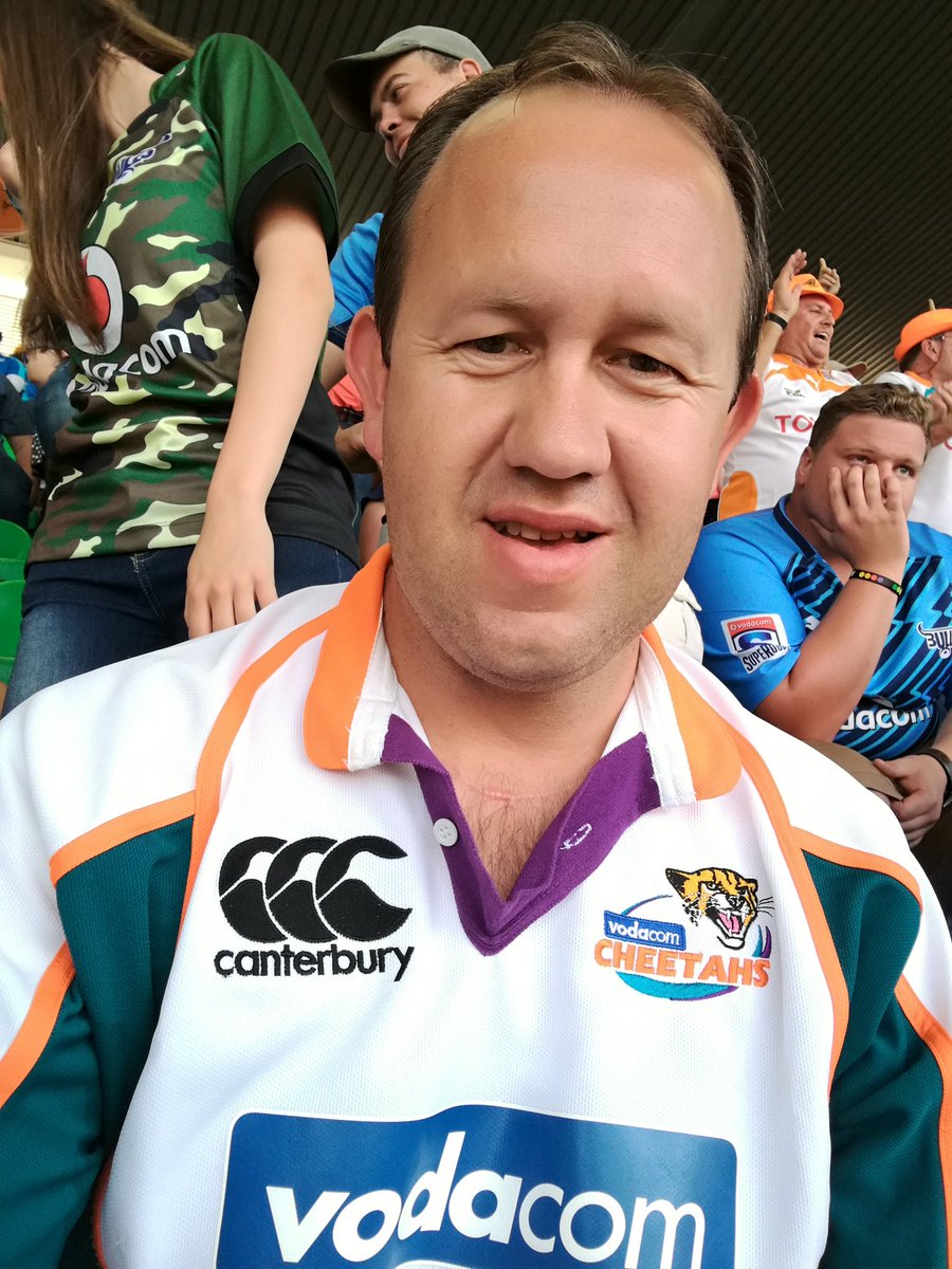 Frederikfick's tweet photo. #hiluxinyourhands https://t.co/hXUP8LUYWg