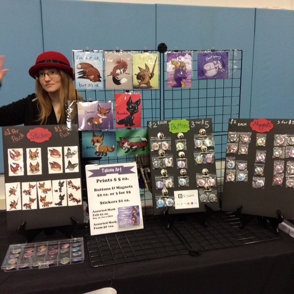 #galacticcon Come visit #taluneart at Delaware Technical Community College today until 4pm #art #comiccon