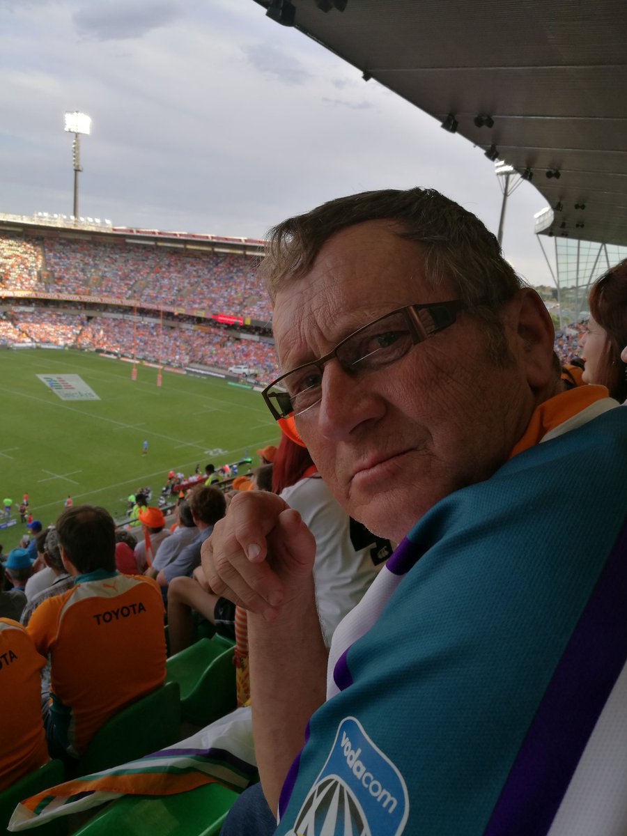Frederikfick's tweet photo. #hiluxinyourhands https://t.co/NnckpNnPkn
