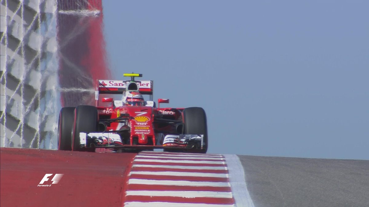 F1's tweet photo. 30 MINS to GO - TOP 5

1 RIC
2 HAM (+0.451)
3 ROS
4 VET
5 RAI 📸

#USGP 🇺🇸 #F1 https://t.co/8infYmWCIG