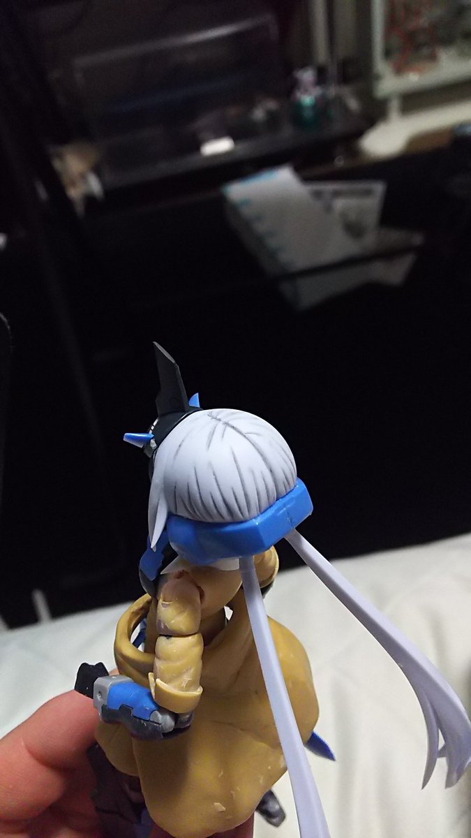 キム ガンプラ難民 En Twitter フレームアームズ ガール Fa学園 スティレットの髪に最近トレンドになりつつあるラインを彫り込んでみました ノ 合せ目消した頭部に彫刻刀でサクサク彫るだけ 作業自体は5分ちょっとくらいですがけっこう良い感じかなw