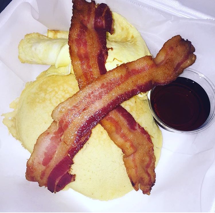 pra_lees's tweet photo. You missing your breakfast 👅 https://t.co/k0eDMxIU1n