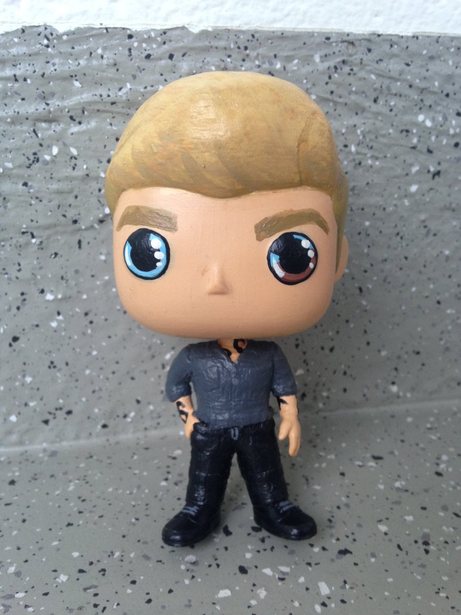 KarenMermaid98's tweet photo. Vejam também estes Pop Funkos criados por @Isibaby16, disponíveis em Etsy IsilyGoodArt! Lindos, não são? ❤

Link: https://t.co/Hsfl6eHbRf https://t.co/T52VcYiHhM