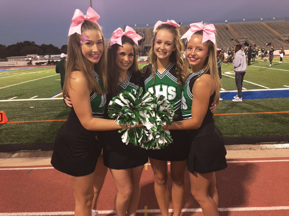 sydneypendy's tweet photo. 4~1!!! #kickem #SENIORS #beatpaschal #hazuhh https://t.co/7OWOw0WSQj