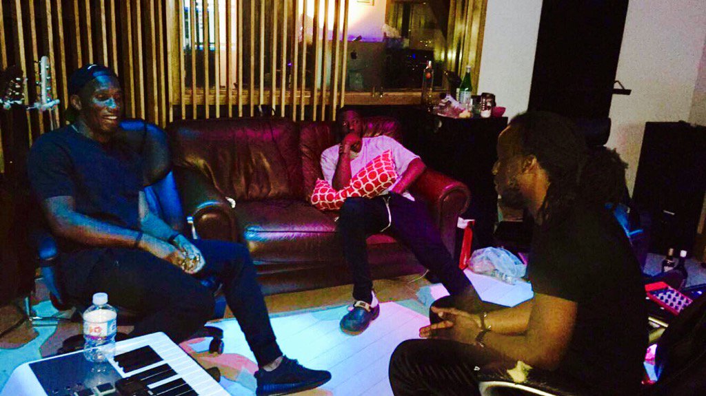 youssouphamusik's tweet photo. En studio à Montréal avec le frero Didier Drogba. 

Et ce soir l'ultime concert au Club Soda. Venez seulement. https://t.co/EXkxWlAX46