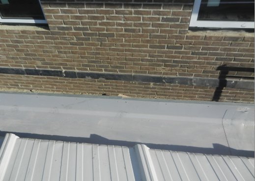 gpalimited's tweet image. External masonry wall becomes Internal Feature wall; no thermal break from external to internal #ColdBridging #DampProblems