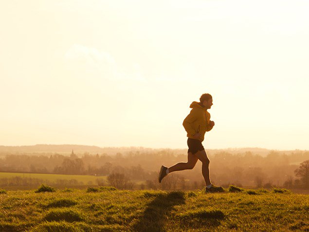 RunnersHighNL's tweet photo. Hoe laat je de data gaan en vertrouw je volledig op gevoel tijdens looptrainingen? https://t.co/kh2JEkiLUF #looptips #hardlopen https://t.co/ABq18wtiEN