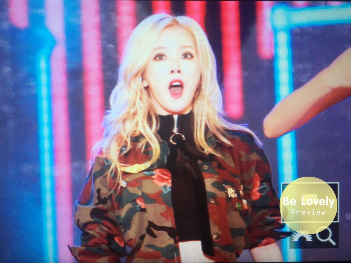940928net's tweet photo. 161022 라이브 파워 뮤직 가든파이브 #불독 #형은 프리뷰

#BULLDOK #김형은 #프로듀스101 #produce101 https://t.co/lbW2tWaHqj