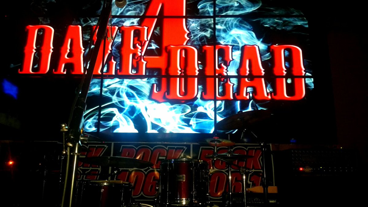 4DazeDeadMusic's tweet photo. awesome show lat night at Rachael Bar in Savannah GA. #4dazedead https://t.co/AO9MtM2qRT