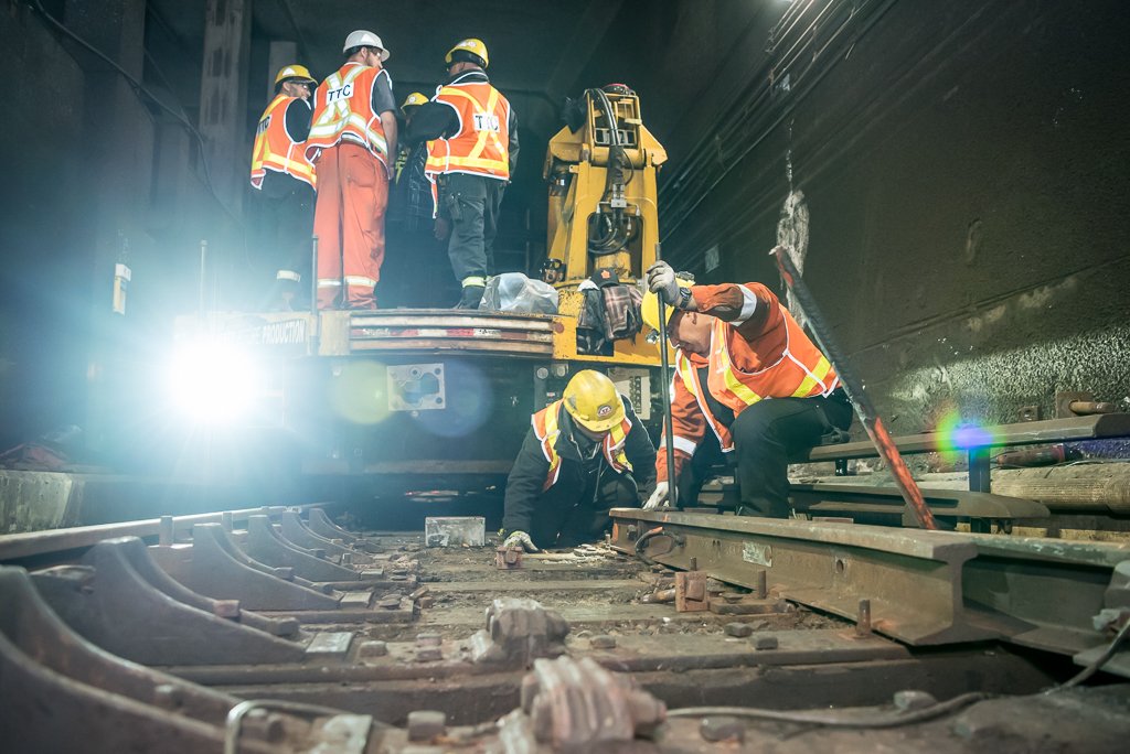 Reminder: Line 1 is closed from Lawrence to Finch for scheduled upgrades. Shuttle buses are operating. #TTC