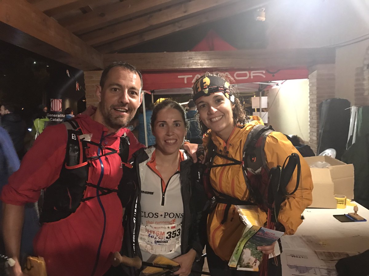 ClosPonsThaiRun's tweet photo. Avui la Cristina, la Goretti i el Xavi feien la Half del Montsant 49km amb 2100+. Han gaudit moltíssim!! Felicitats finishers!!!! https://t.co/3LnFvW3wBe
